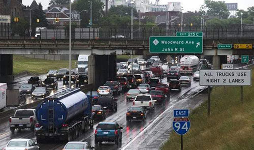 Cars packed onto the highway headed toward Woodward Avenue and John R Street